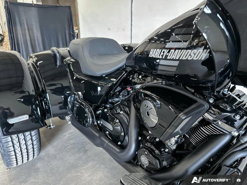 2026 Harley-davidson Road Glide 3 alt