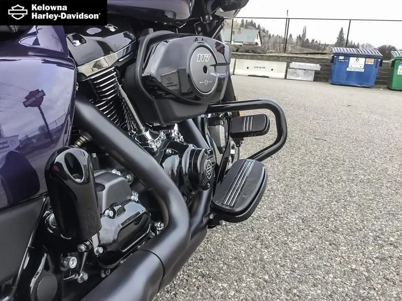 2026 Harley-Davidson FLTRX - Road Glide® thumbnail 17