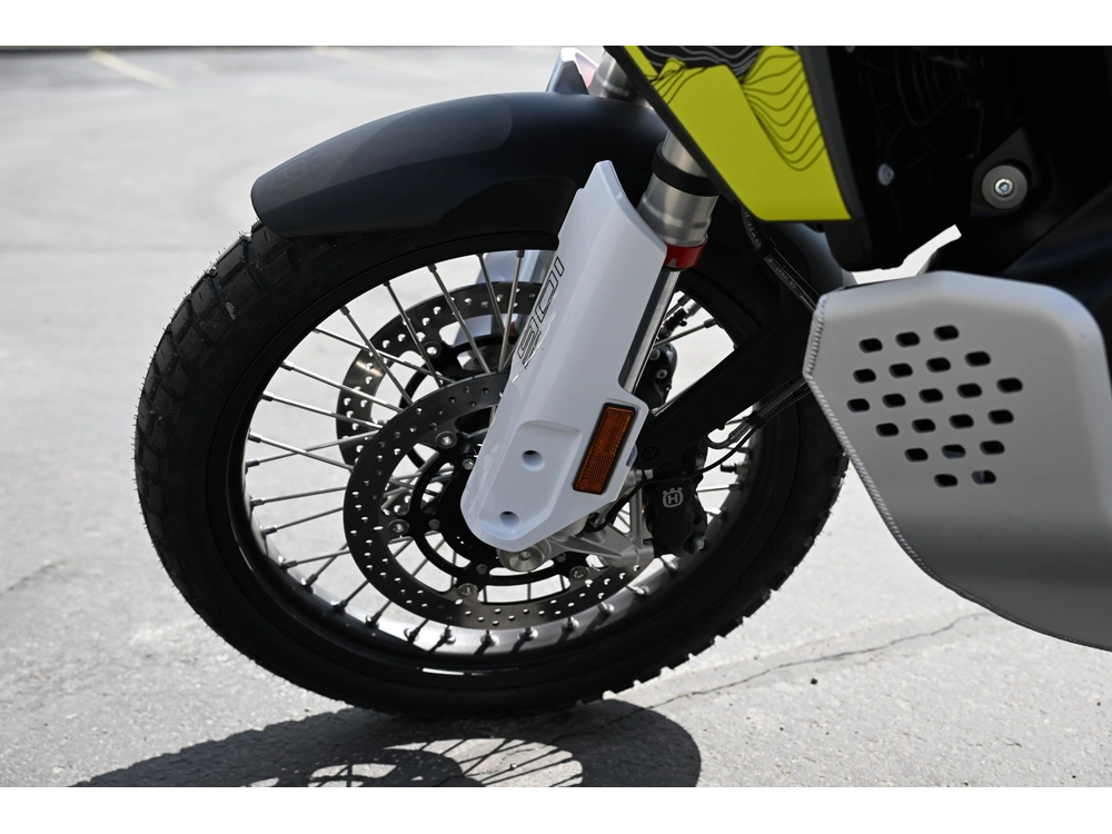 2025 Husqvarna Norden 901 Expedition alt
