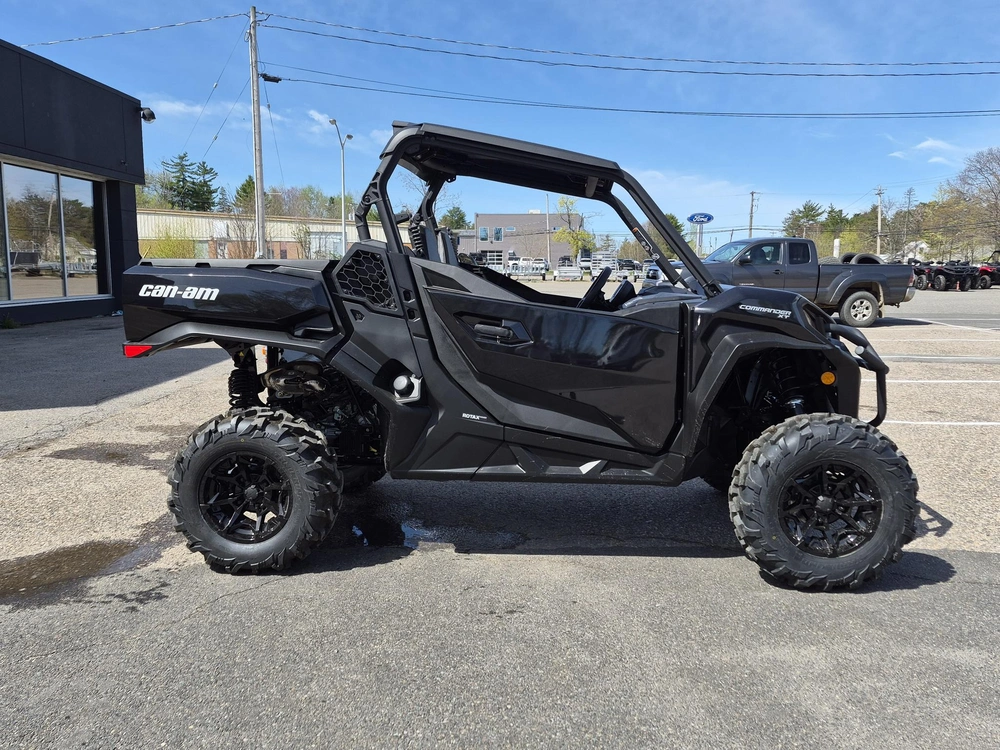 2026 Brp Commander Xt 700 (canada) alt