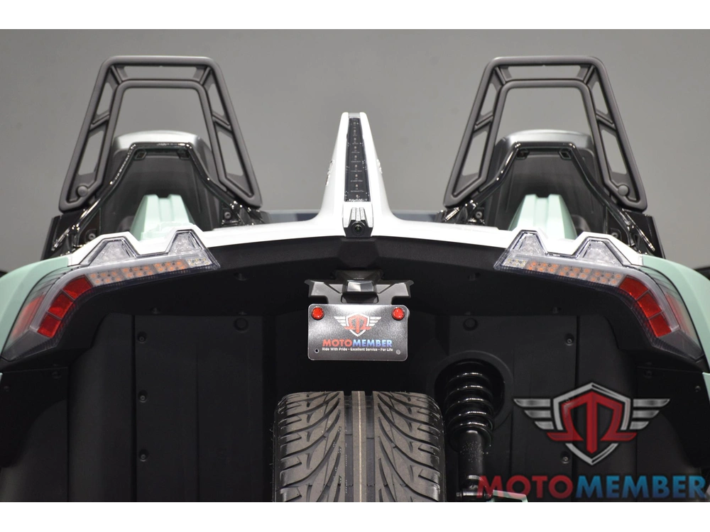 2026 Slingshot R Autodrive alt