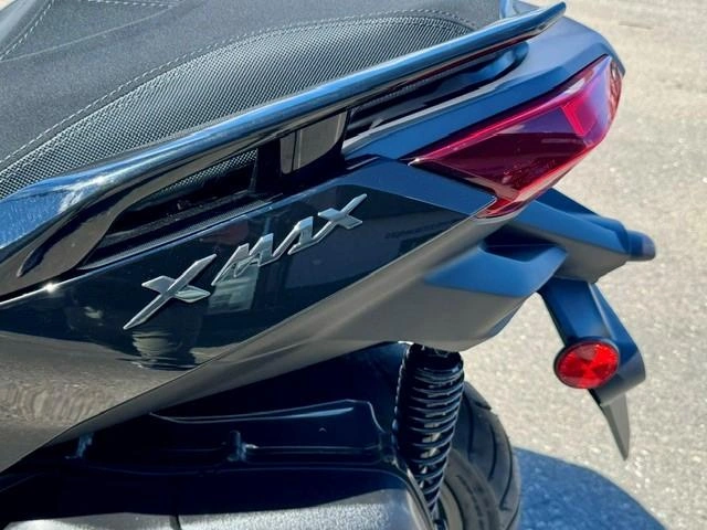 Yamaha Xmax 2025 alt