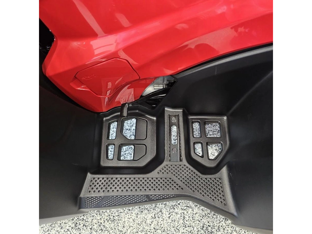 2026 Honda Fourtrax Foreman 4x4 alt