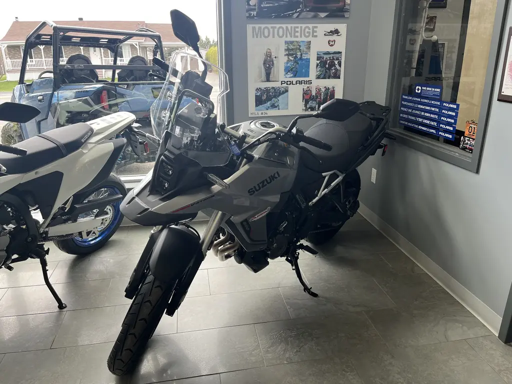 Suzuki V-STROM 800  2026
