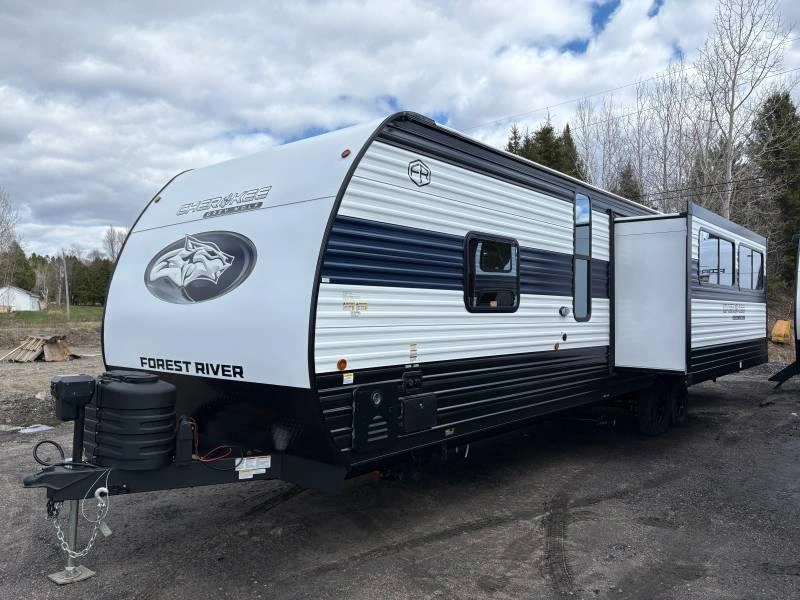 2026 Cherokee Grey Wolf 29 Te alt