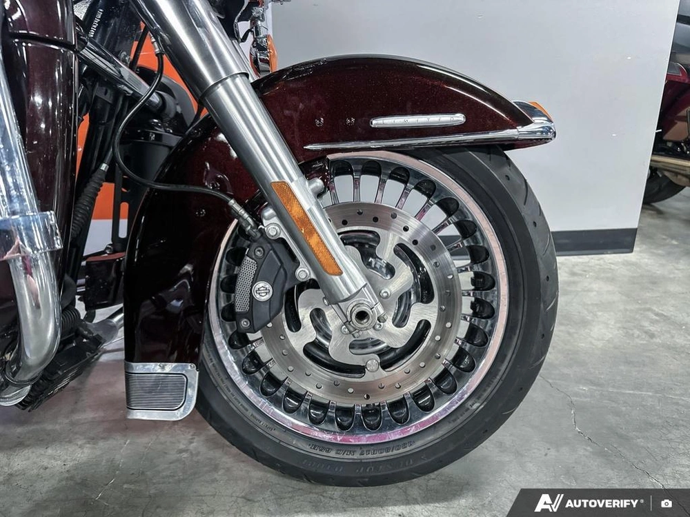 2011 Harley-davidson Flhtk alt