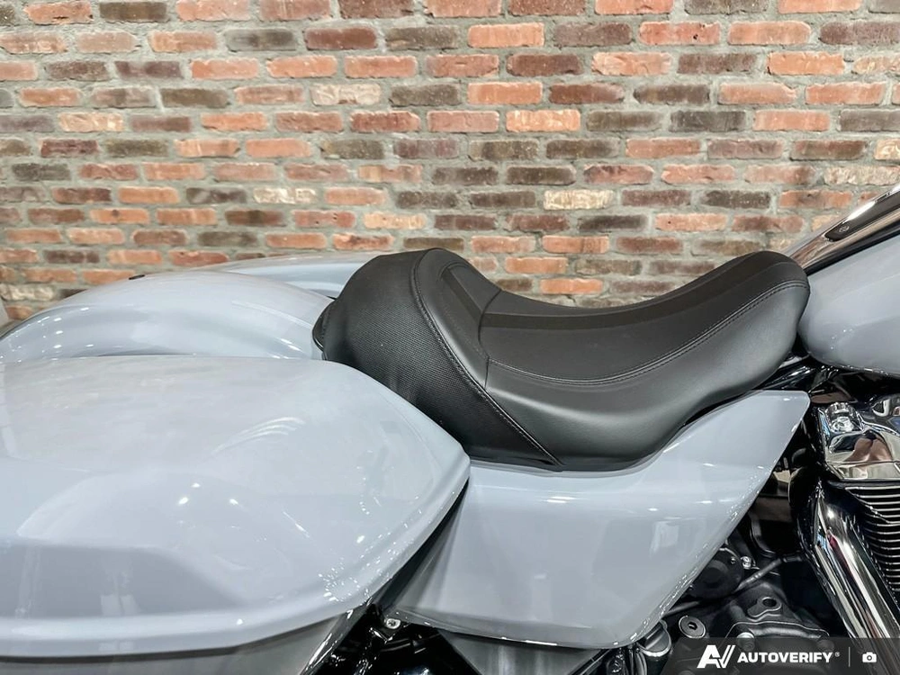 2026 Harley-davidson Road Glide alt