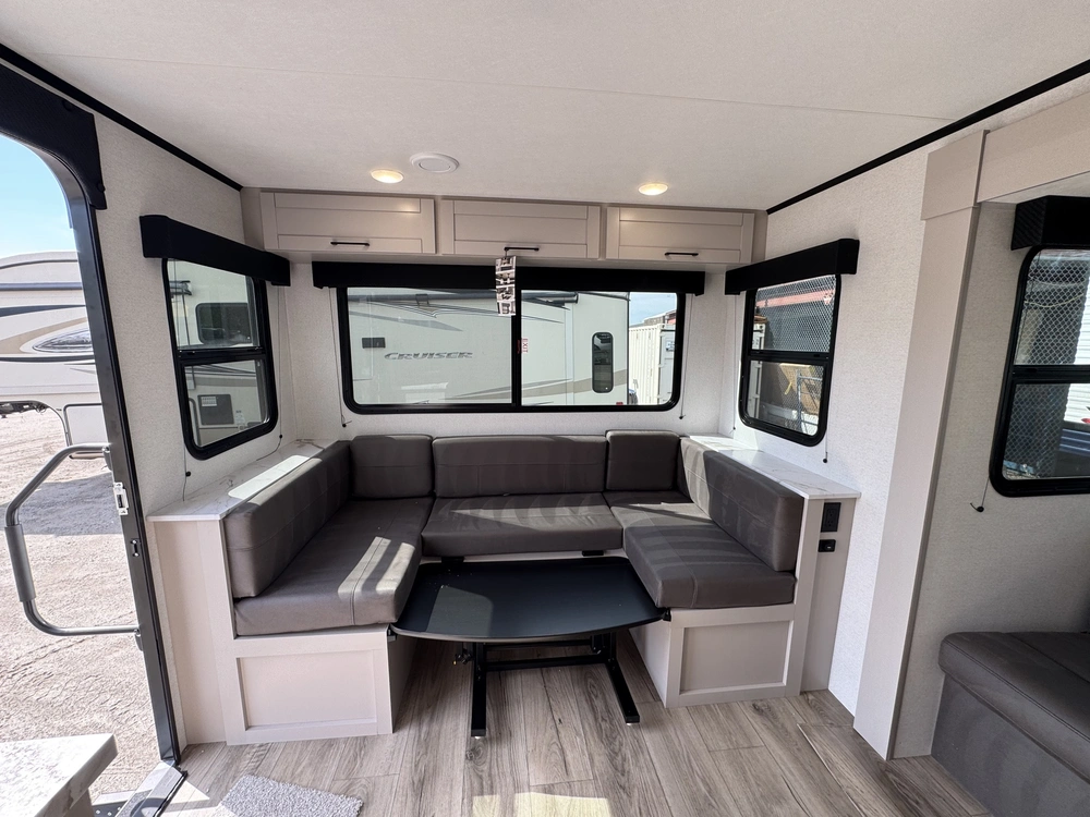 Jayco Jay Feather Sl 25rlsl 2026 alt
