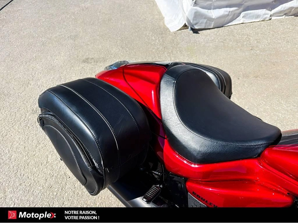 Suzuki M109r 2023 alt
