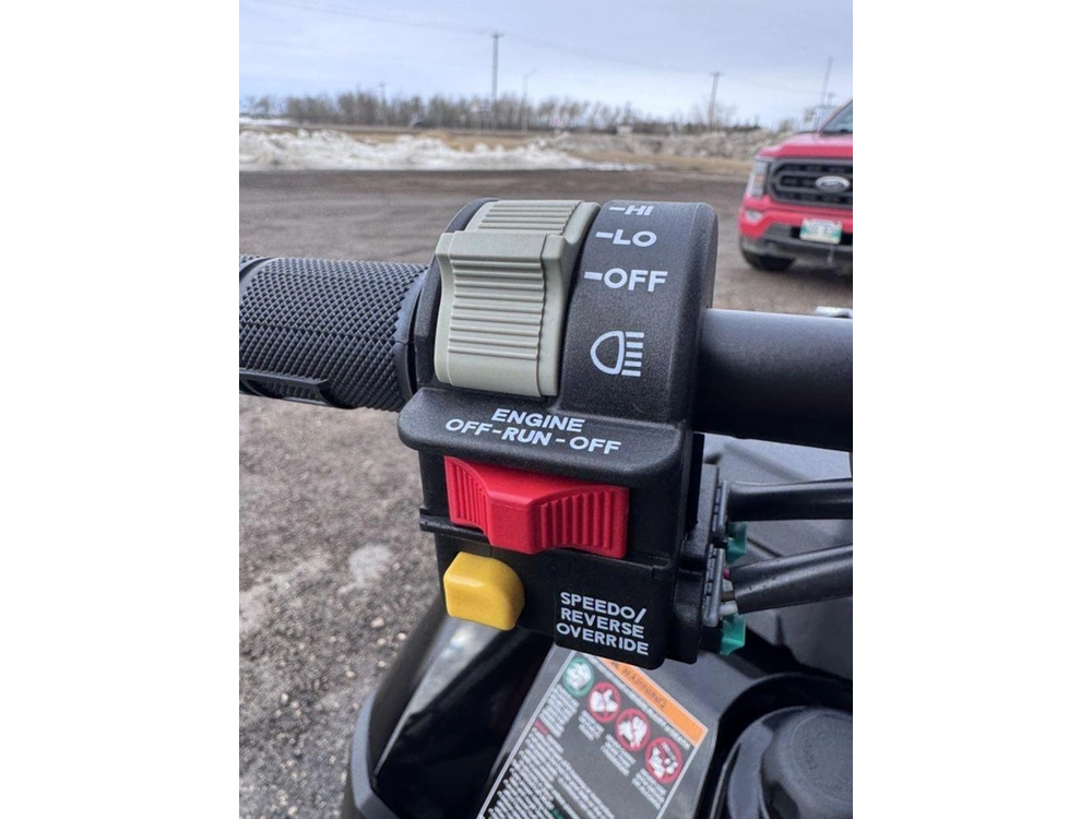 2026 Polaris Sportsman Touring 850 Premium Onyx Black alt