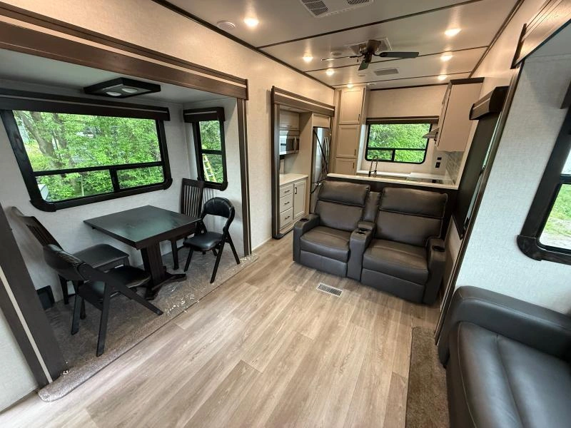 2021 Crossroads Cruiser 3601gk alt