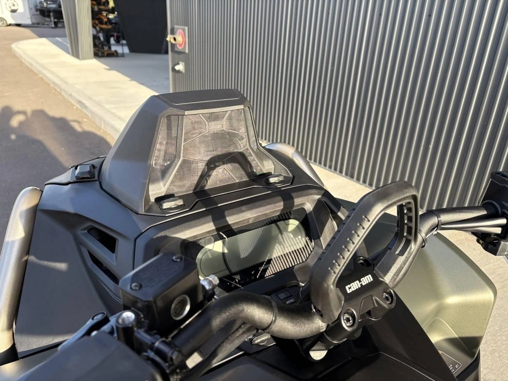 2026 Can-am Outlander Xmr 1000r alt