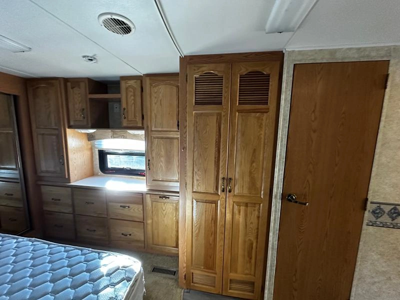 Newmar Cypress 32ckre 2006 alt