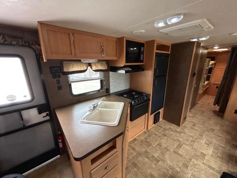 Shasta Oasis 30qb 2014 alt
