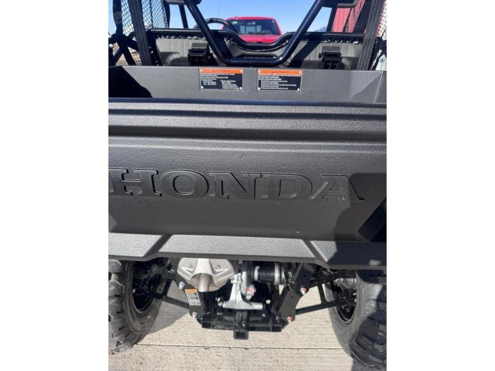 2026 Honda Pioneer 520 alt