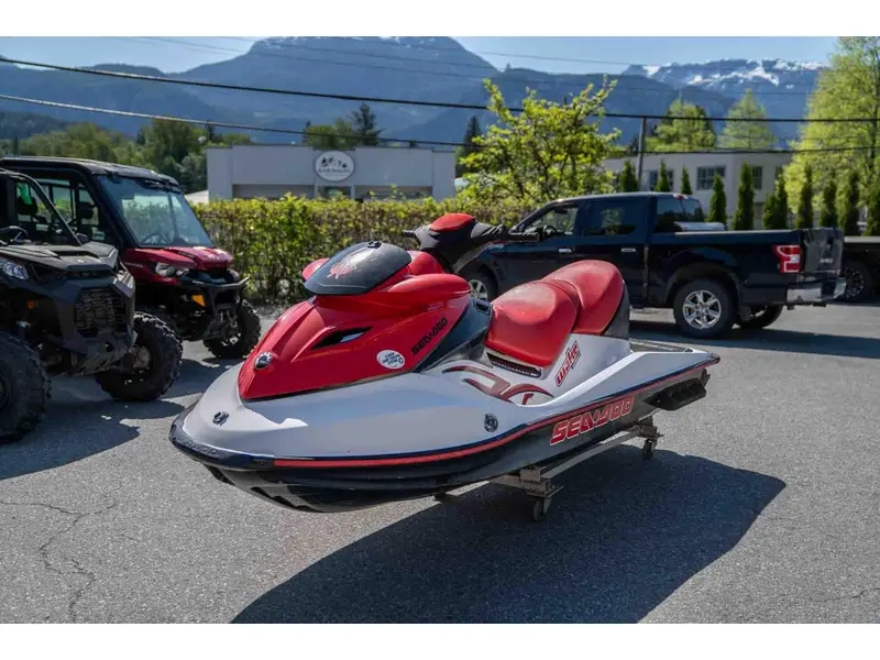 2007 Sea-Doo GTX Wake 215 - RED / WHITE thumbnail 2