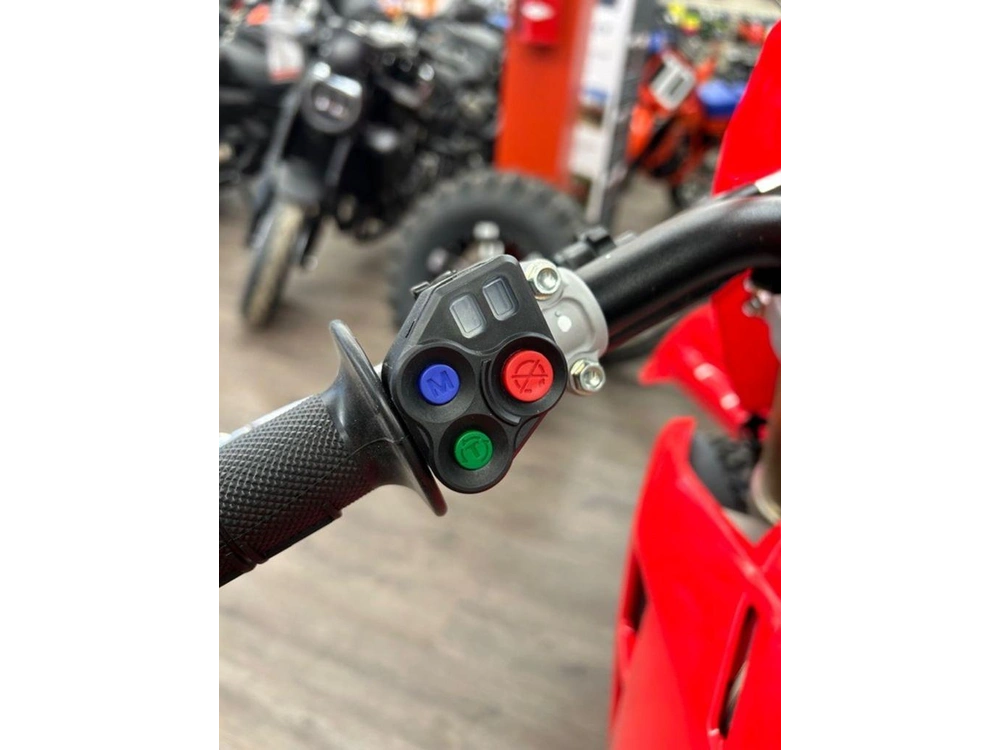 2026 Honda Crf250r alt