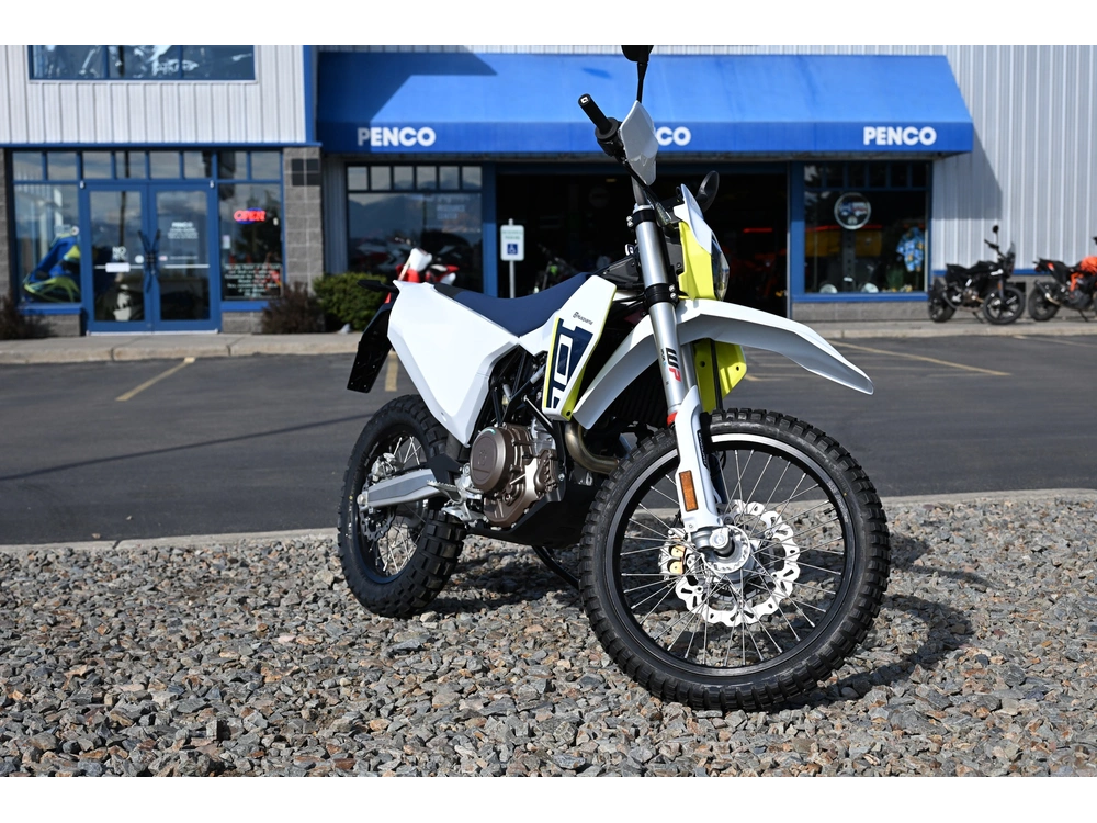 2027 Husqvarna 701 Enduro alt