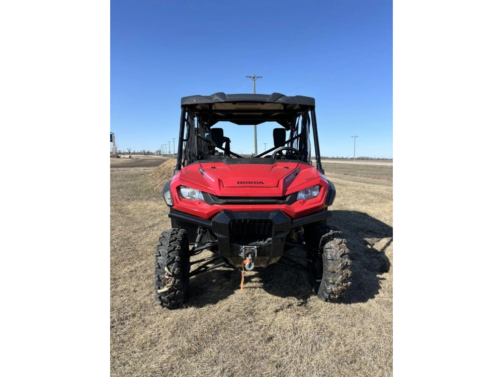 2025 Honda Pioneer 1000-5p Dlx alt
