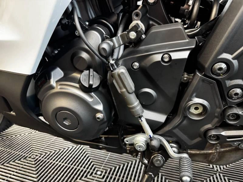 Yamaha Yzf-r7 70e Anniversaire 2026 alt