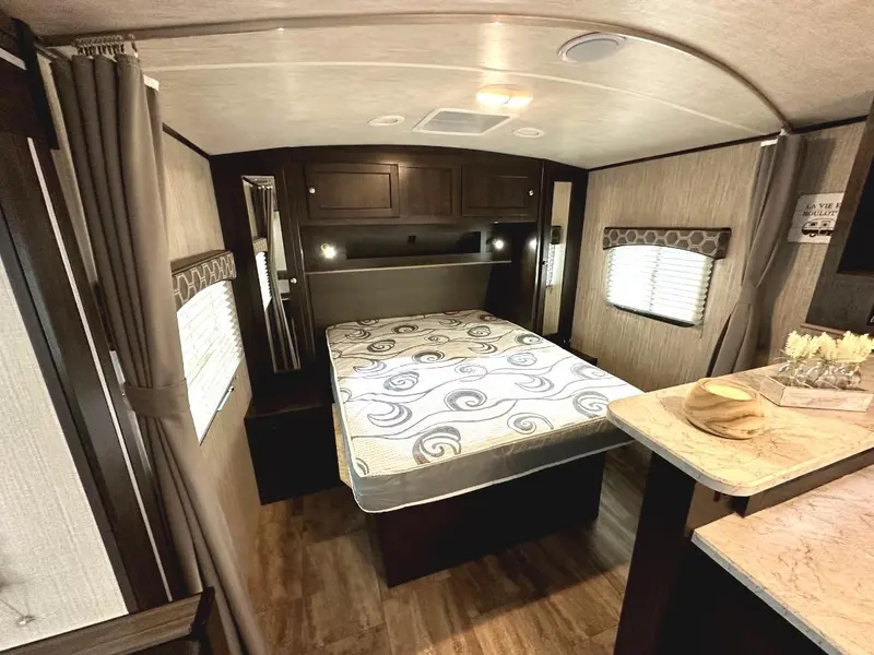 2018 Cruiser RV Shadow cruiser 225RBS thumbnail 14