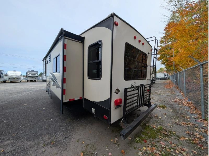 Coachmen Chaparral 29rls 2016 alt