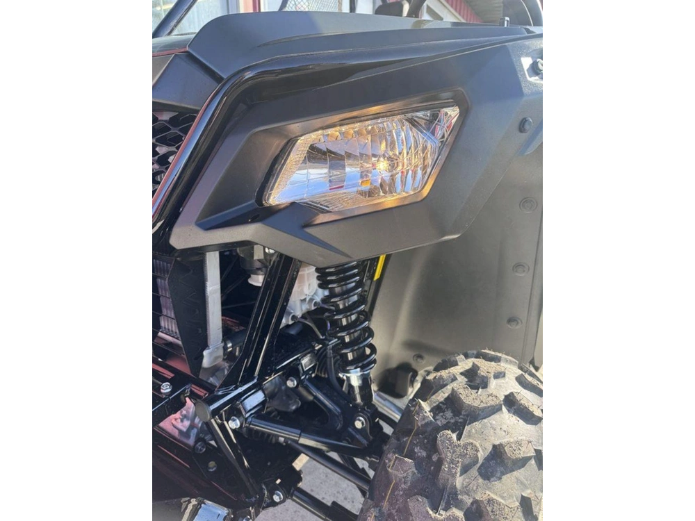 2026 Honda Pioneer 520 alt