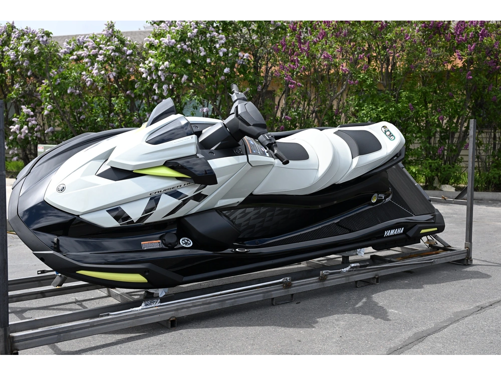 2026 Yamaha Vx Cruiser Ho W/audio-black alt