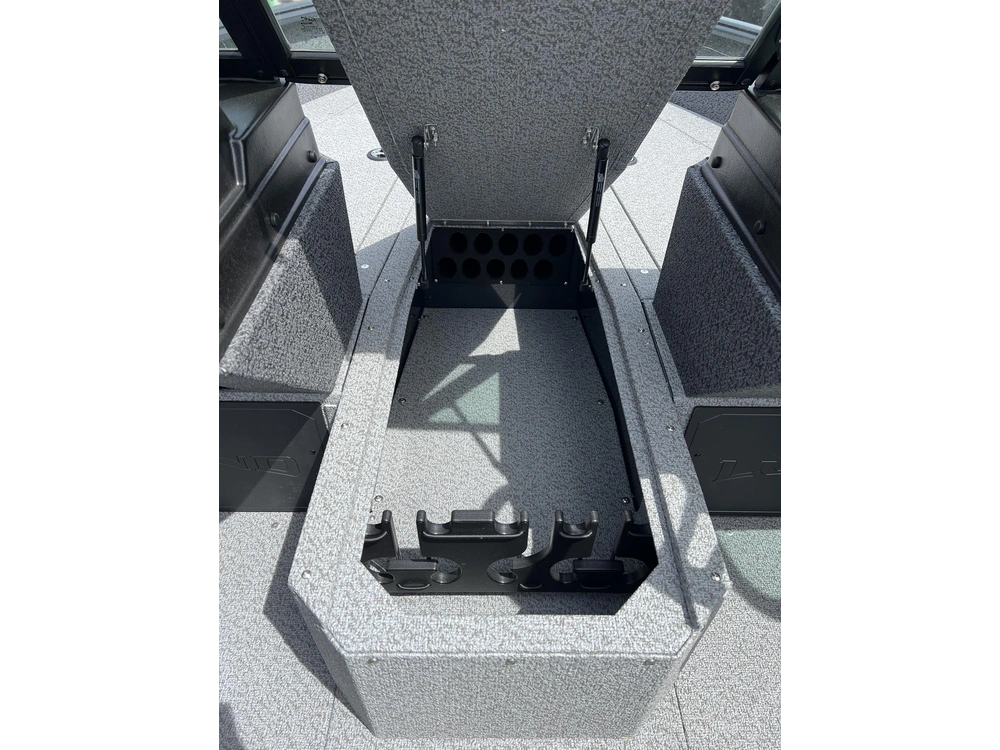 2026 Lund Boat Co 1800 Explorer Sport alt