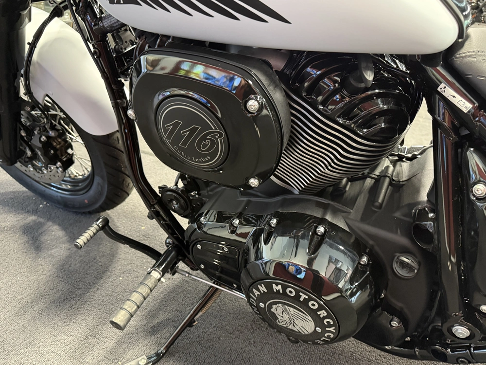 2026 Indian Motorcycle Chief Bobber Dark Horse alt