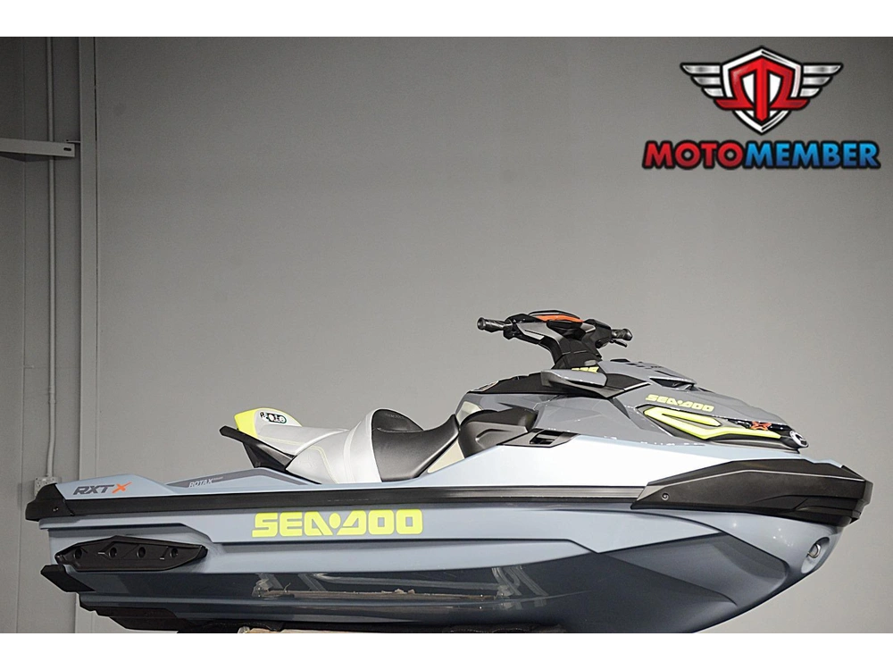 2024 Sea-doo Rxt-x™ 325 Ice Metal / Manta Green alt