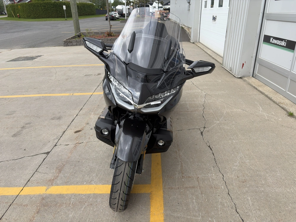 2026 Honda Gold Wing Tour alt