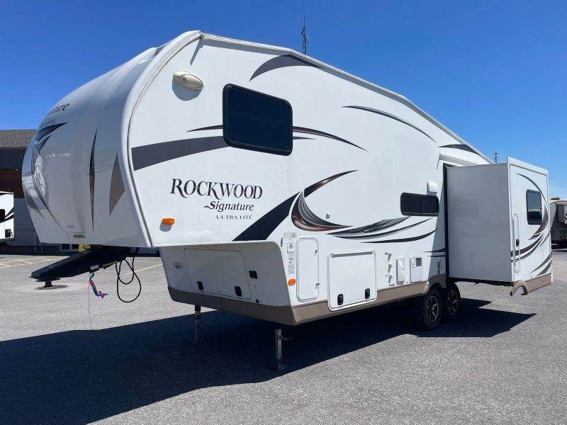 Forest River Rockwood Signature 8265ws 2016 alt