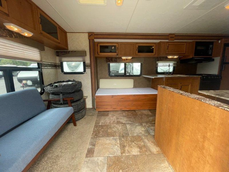 Coachmen Apex 278rls 2013 alt