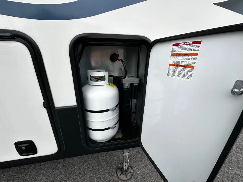Keystone Rv Montana 295rl 2023 alt