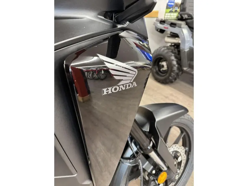 2025 Honda NX500 thumbnail 9