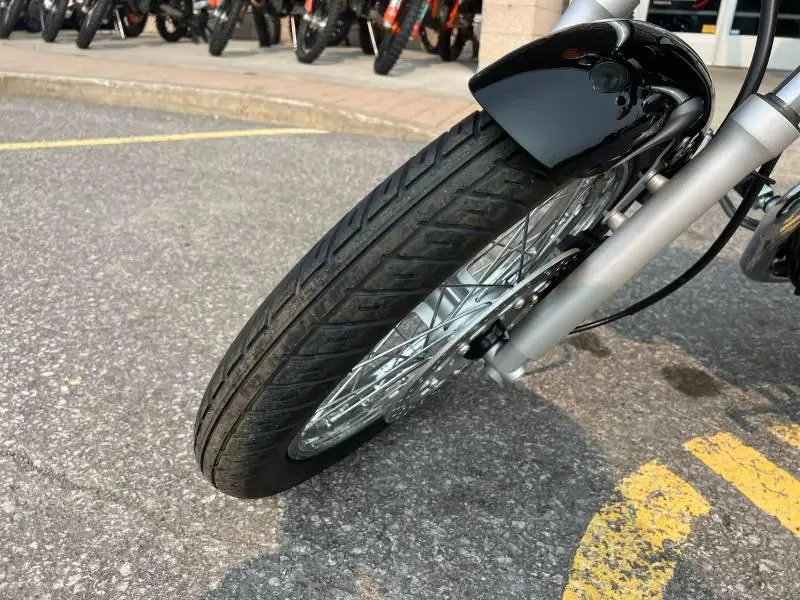Yamaha V-STAR 250 2023
