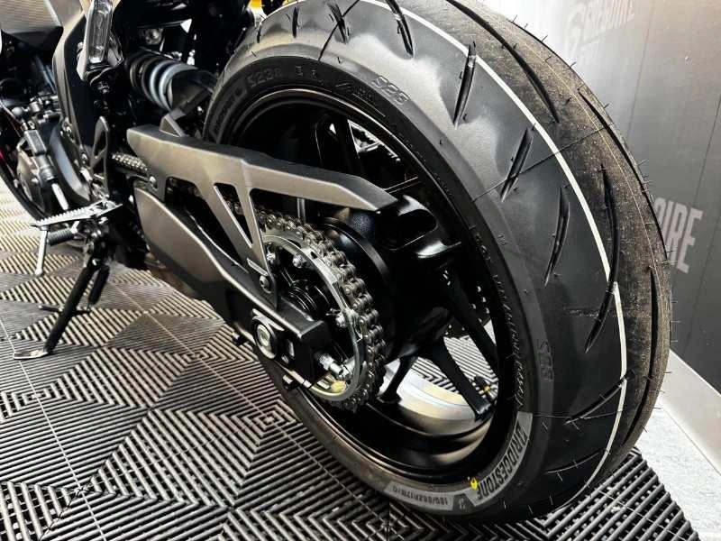 Yamaha Yzf-r7 70e Anniversaire 2026 alt