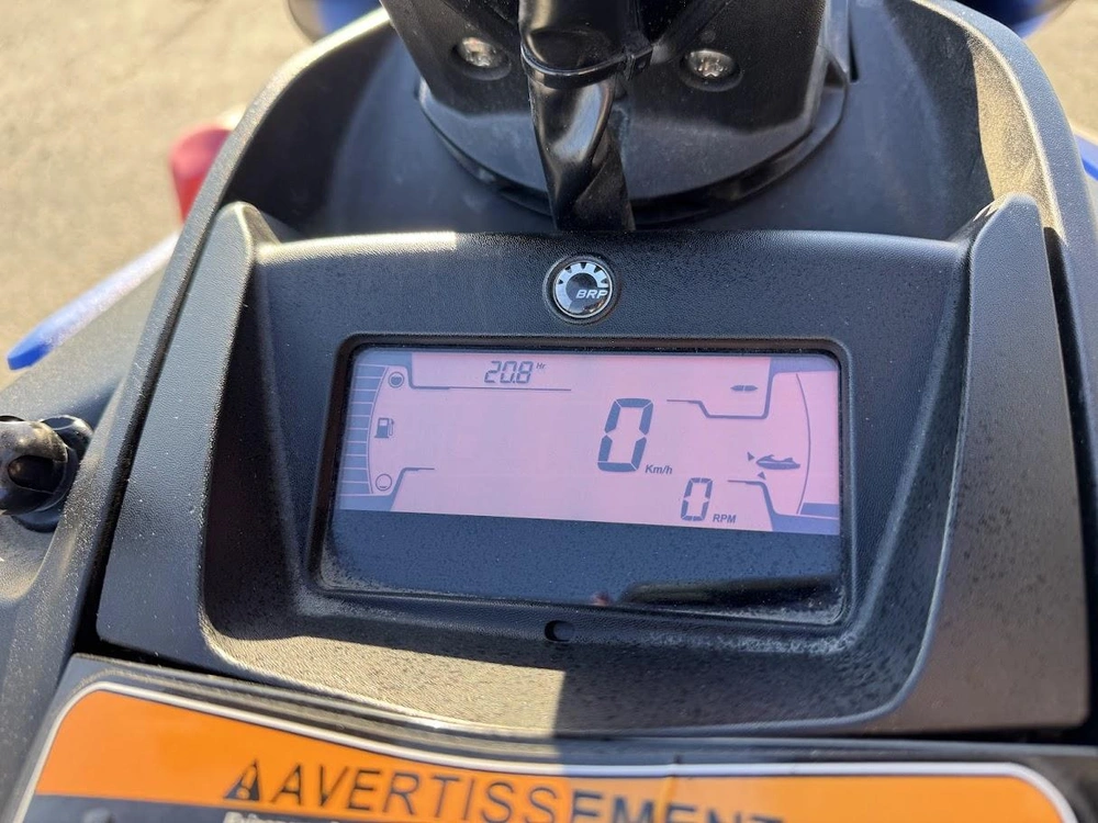 Sea-doo Spark Trixx 3up Audio 2025 alt