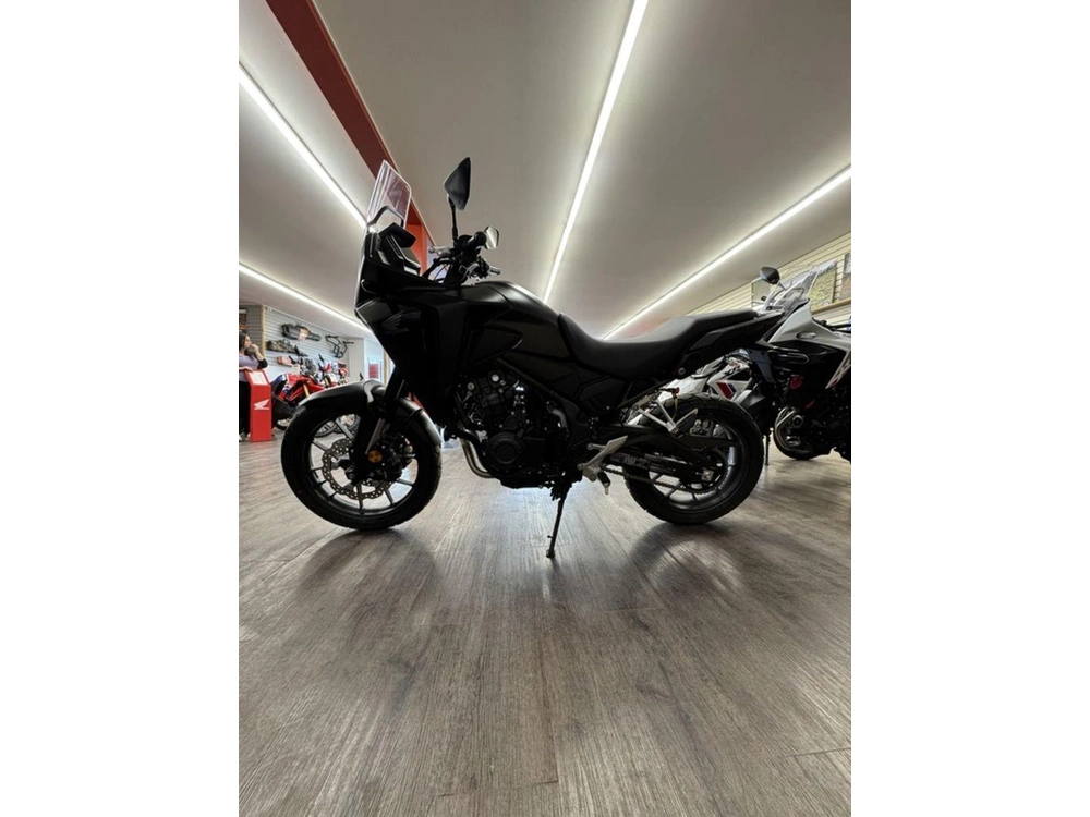 2025 Honda Nx500 alt