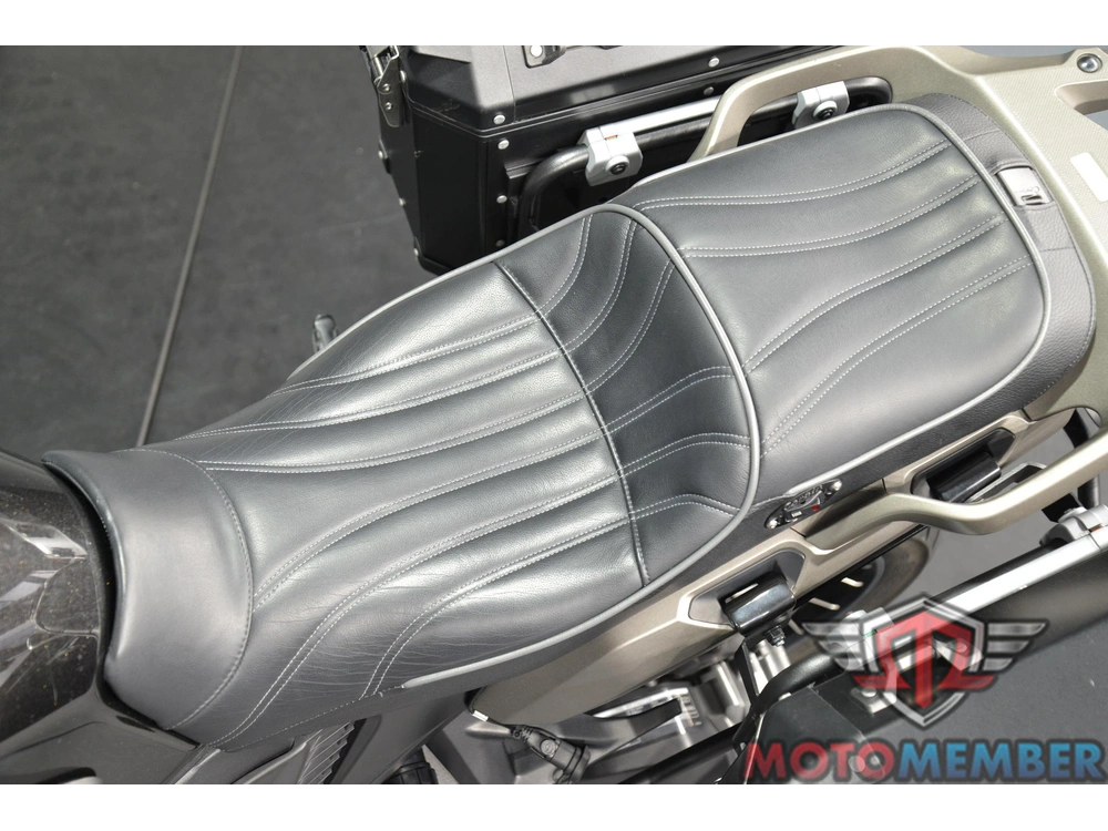 2016 Honda Vfr1200x alt
