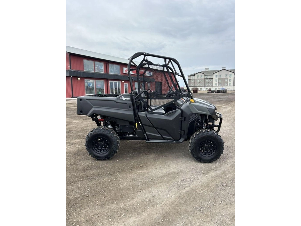 2026 Honda Pioneer 700-2p Dlx alt