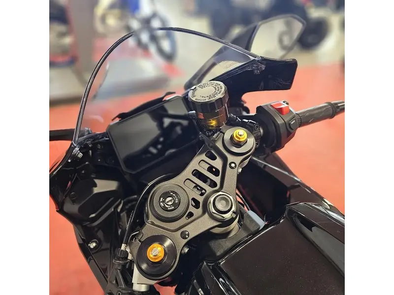 2026 Yamaha YZF R7 thumbnail 23