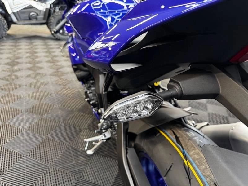 Yamaha Yzf-r1 2026 alt