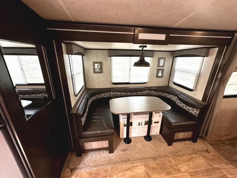 2018 Cruiser RV Shadow cruiser 225RBS thumbnail 13