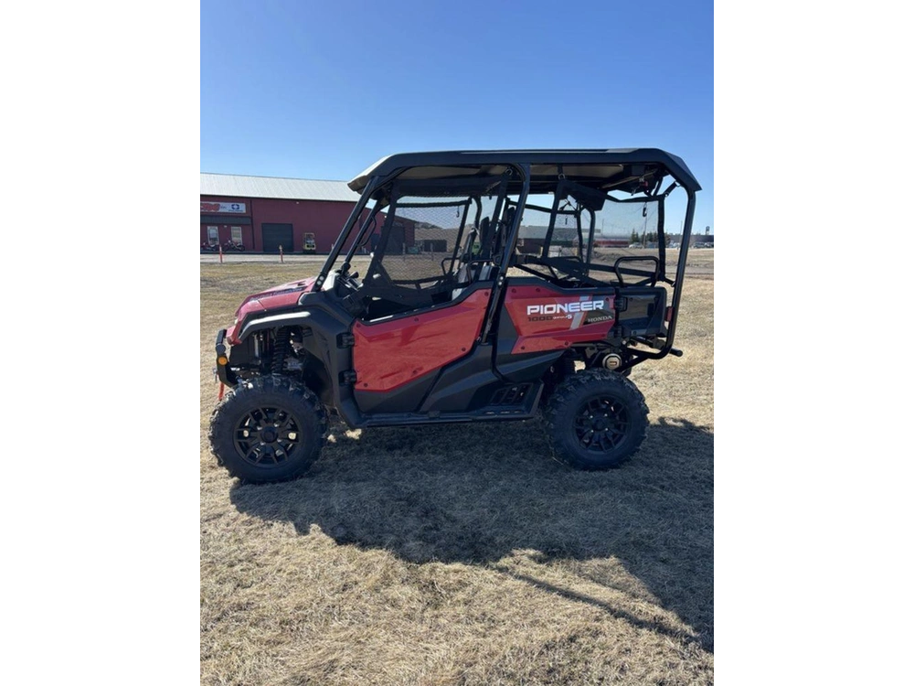 2025 Honda Pioneer 1000-5p Dlx alt