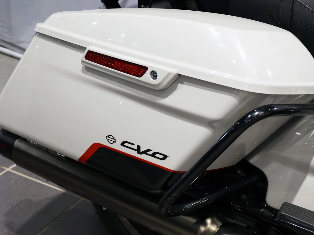 Harley-davidson Cvo Limited Flhtkse 2020 alt