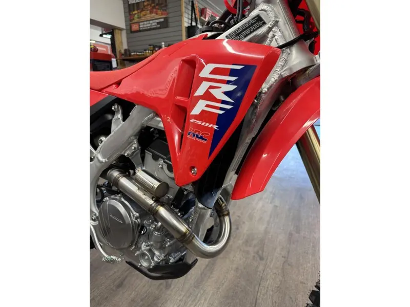 2026 Honda CRF250R thumbnail 2