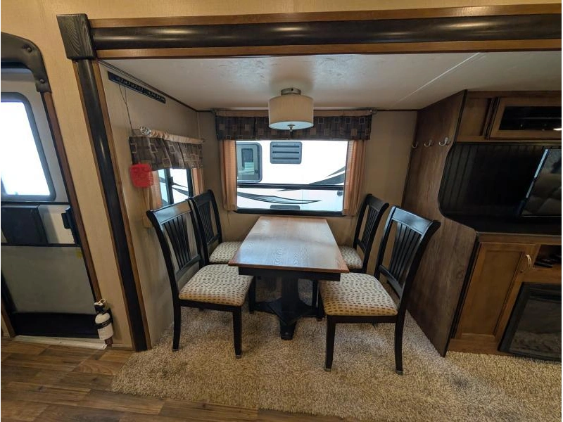 Coachmen Chaparral 29rls 2016 alt