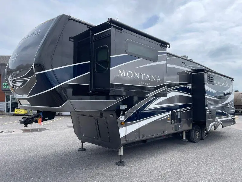 2022 Keystone RV Montana